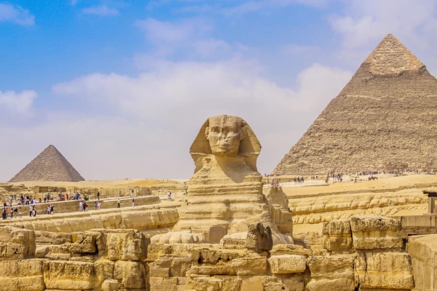 İllərin tənqidindən sonra: Məşhur Giza piramidaları təmir ediləcək