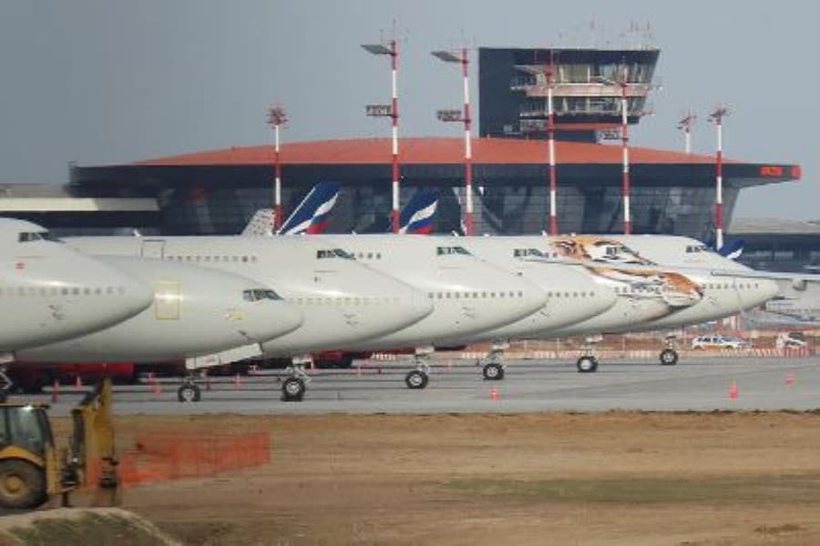 Moskvanın dörd hava limanı fəaliyyətini dayandırıb