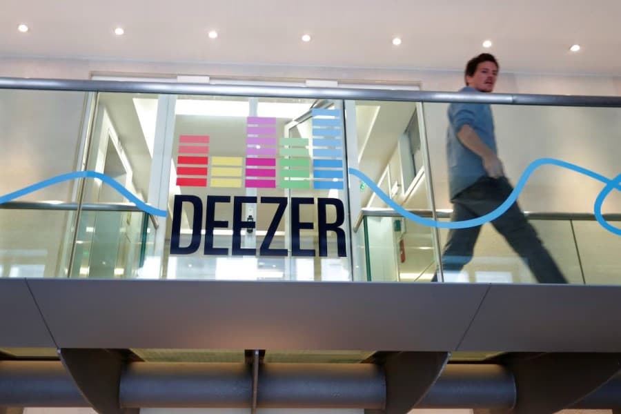 Deezer süni intellektlə yaradılan musiqiləri aşkar edən pulsuz alət istifadəyə verdi