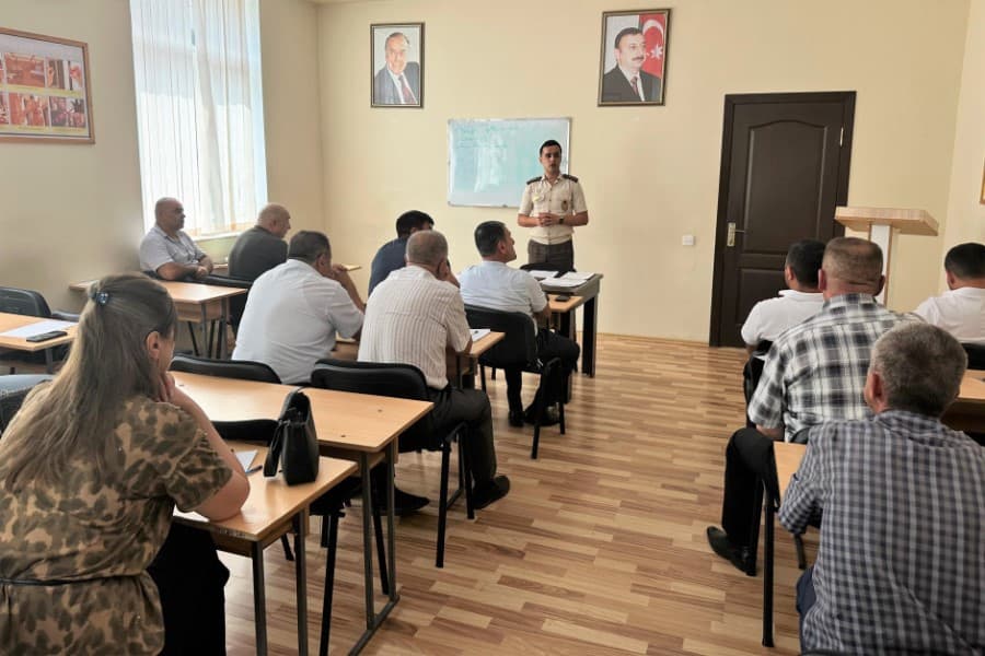 FHN-in regional mərkəzlərində silsilə mülki müdafiə kursları keçirilib - FOTOLAR
