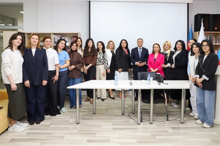 ADU-da Mirşahin Ağayevlə görüş: Dil və media müstəvisində müzakirələr