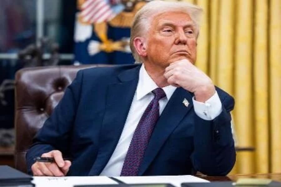 Tramp Qrenlandiyaya milyardlarla dollar sərmayə qoymağa hazır olduğunu bildirib
