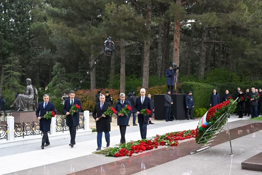Əmək və Əhalinin Sosial Müdafiəsi Nazirliyində Ulu Öndər Heydər Əliyevin anım gününə həsr olunmuş tədbir keçirilib