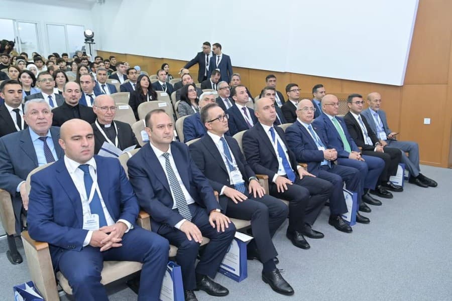 “Müasir dini təhsil modelləri ənənələr və qlobal çağırışlar kontekstində” adlı konfrans öz işinə başlayıb