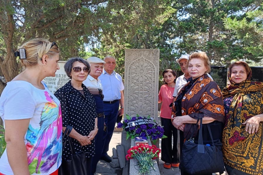 Azərbaycanın ilk qadın xalq şairi Mirvarid Dilbazinin vəfatının 25-ci ildönümü qeyd olunub