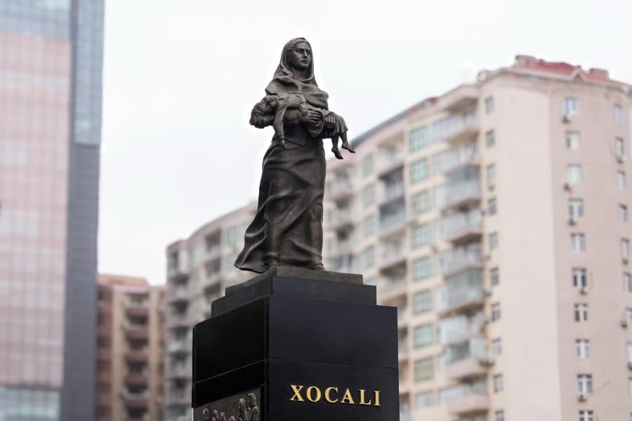 Xocalı soyqırımı bütün bəşəriyyətə qarşı tarixi cinayətdir - FOTOLAR