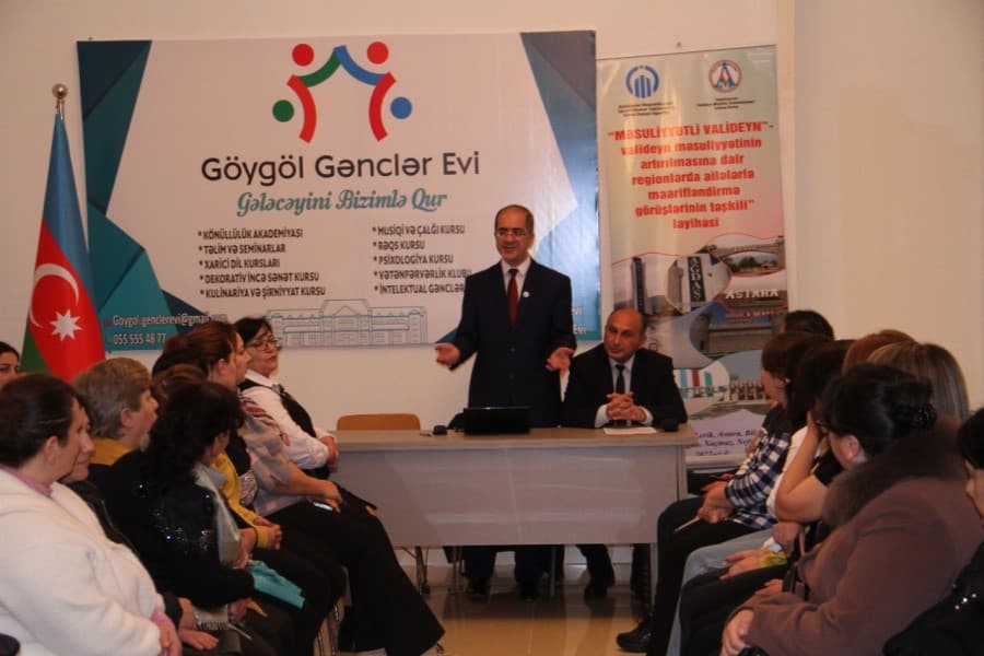 Göygöl rayonunda məsuliyyətli valideyn mövzusunda tədbir keçirilib