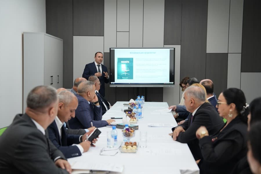QHT nümayəndələri Nazirliyin publik qurumlarında vakant vəzifələrin tutulması üçün keçirilən imtahanı izləyiblər