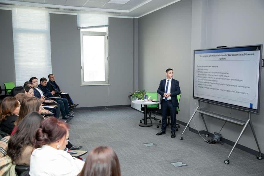 Milli Observatoriya QHT nümayəndələri üçün “Korrupsiyaya qarşı mübarizə” mövzusunda təlim təşkil edib - FOTOLAR