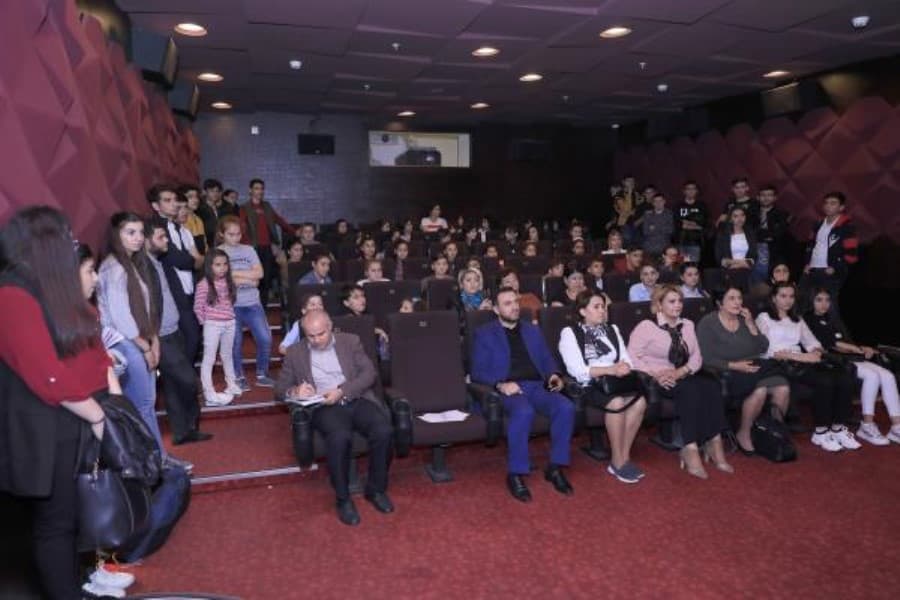 "Bir qalanın sirri” filminin surdo-tərcümə vasitəsilə nümayişi keçirilib - FOTOLAR
