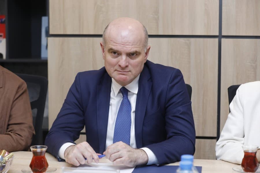 Elşad Məmmədov: Qurumun ictimaiyyət nümayəndələri ilə açıq dialoqa və fikir mübadiləsinə önəm verməsi təqdirəlayiq hesab olunmalıdır