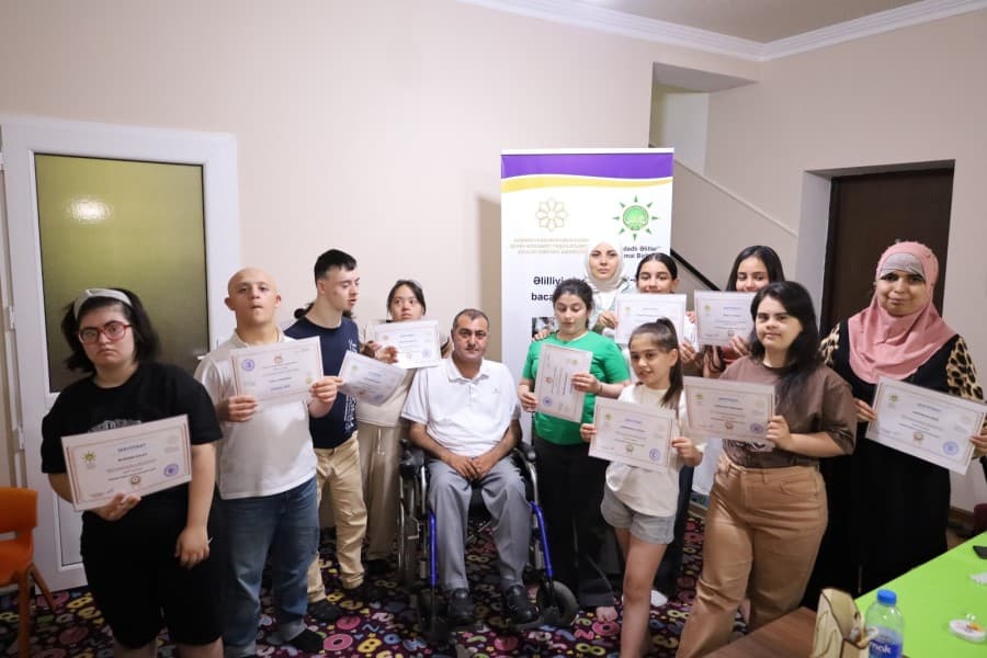 "Əlilliyi olan şəxslərin bacarıqlarının inkişafı” mövzusunda keçirilən təlim uğurla başa çatdı