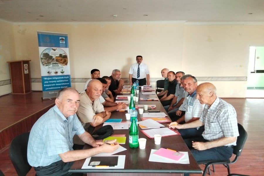 "Muğan bölgəsində kooperativ təsərrüfatının yaradılmasına dəstək" layihəsi çərçivəsində seminar keçirilib