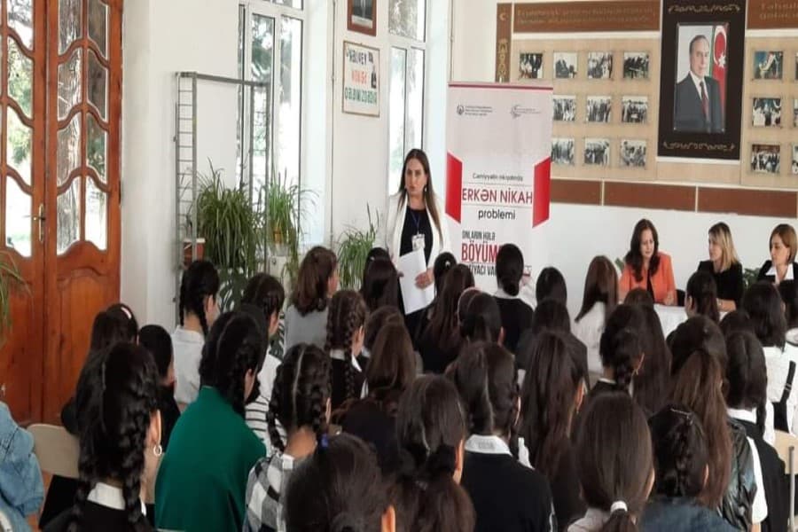 "Cəmiyyətin inkişafında erkən nikah problemi" layihəsinin ilk tədbiri baş tutdu