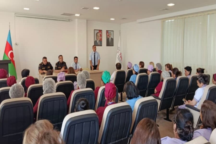Fövqəladə Hallar Nazirliyi tərəfindən silsilə maarifləndirmə tədbirləri keçirilib