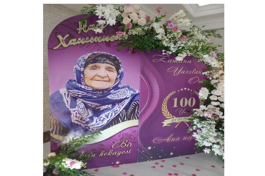 Bir əsrin hekayəsi