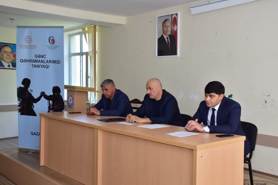 Qazax rayonunda “Gənc Qəhrəmanlarımızı Tanıyaq!” layihəsi çərçivəsində növbəti maarifləndirici görüş keçirilib