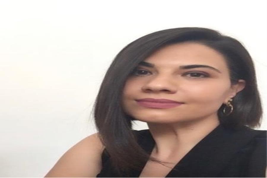 Fotolarda gülümsəmələrini tələb etdiyimiz uşaqlar - Nigar Adil
