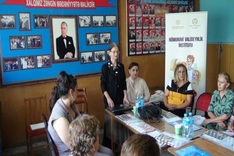 “Nümunəvi valideynlik İnstitutu” adlı layihəyənin yekun tədbirini keçirdi - FOTOLAR