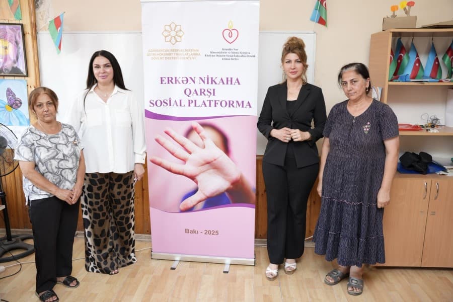 “Erkən Nikaha Qarşı Sosial Platforma” layihə çərçivəsində Lənkəranda növbəti maarifləndirici təlim keçirilib - FOTOLAR
