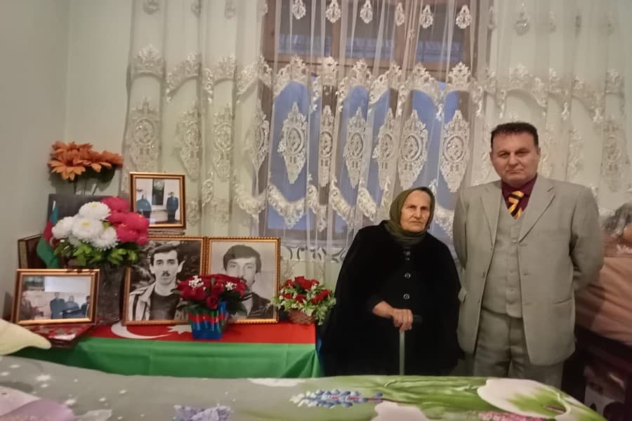 QHT şəhidin anası Dürnisə Əliyevanı ziyarət etdi - FOTO