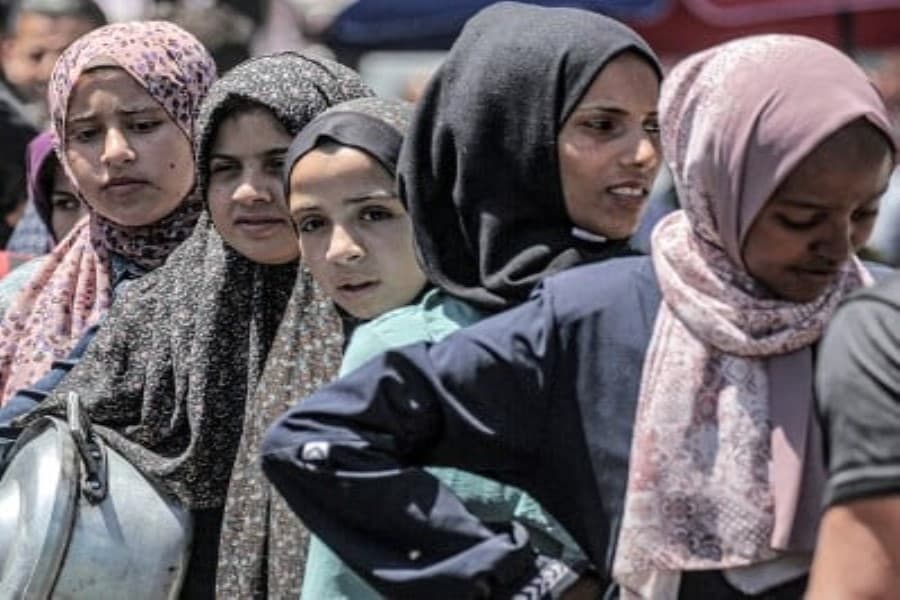 Qəzza zolağında yarım milyondan çox qadın ciddi ərzaq çatışmazlığı ilə üzləşib