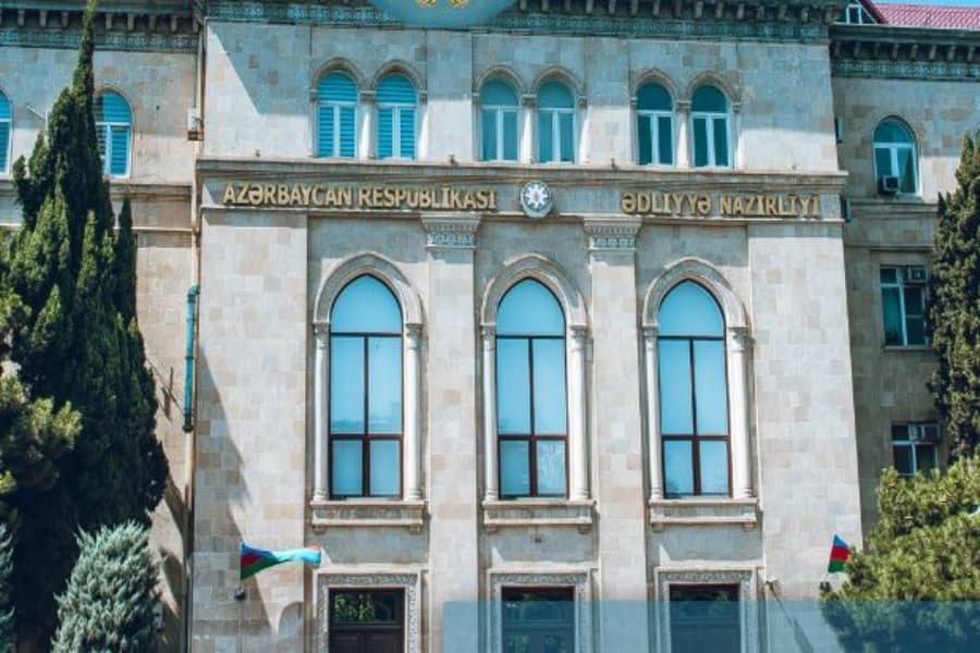 Ədliyyə Nazirliyi tibb xidməti vəkillər və müstəntiqlər üçün pulsuz PCR testi təşkil etdi