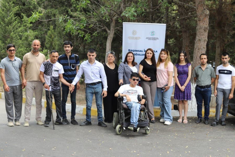 "Rəqəmsal İnkişafla Məşğulluq Yarat" layihəsi çərçivəsində sonuncu SMM təlimi keçirilib – FOTOLAR