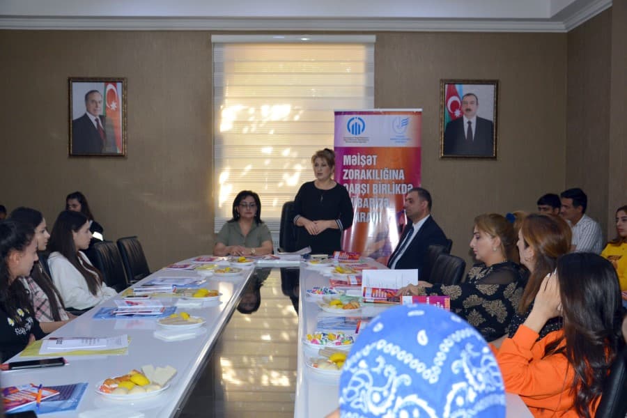 “Yeni Həyat” Humanitar və Sosial Dayaq İctimai Birliyi Göyçayda dəyirmi masa keçirib - FOTO