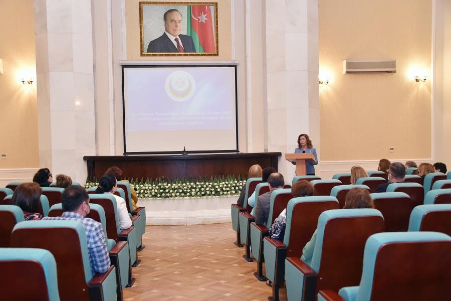 Prezident tərəfindən təltif edilən qadınlara dövlət mükafatları təqdim edilib - FOTOLAR
