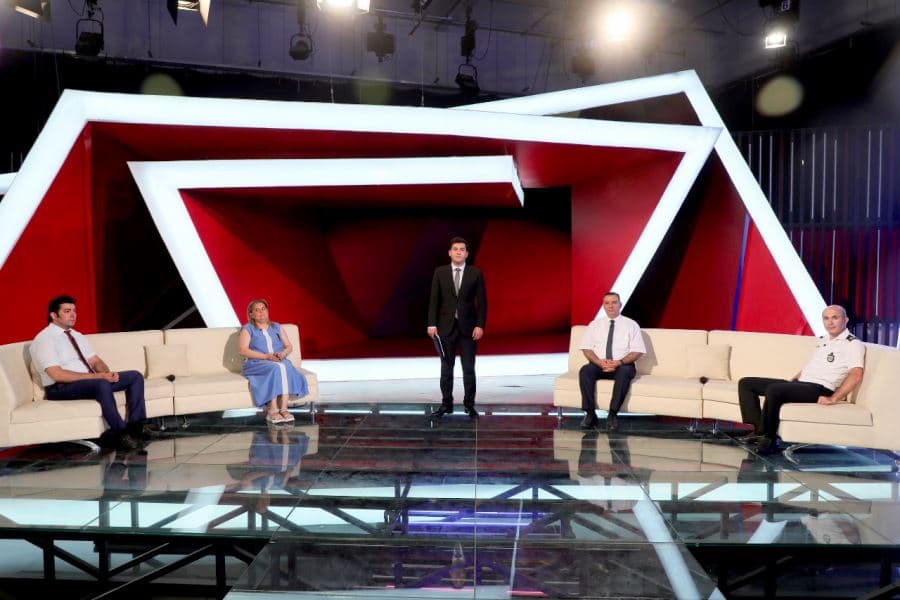 “Çimərliklərdə təhlükəsizlik qaydaları” – “Çıxışa doğru”da MÜZAKİRƏ
