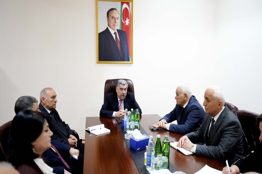 Salyan Rayon İcra Hakimiyyəti yanında İctimai Şuranın yeni ildə ilk iclası keçirilib - FOTOLAR