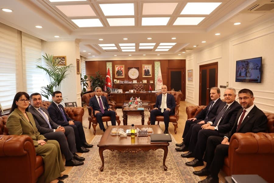Azərbaycanla Türkiyə arasında əmək və sosial müdafiə sahəsində əməkdaşlıq üzrə Birgə Daimi Komissiyanın iclası keçirilib - FOTOLAR