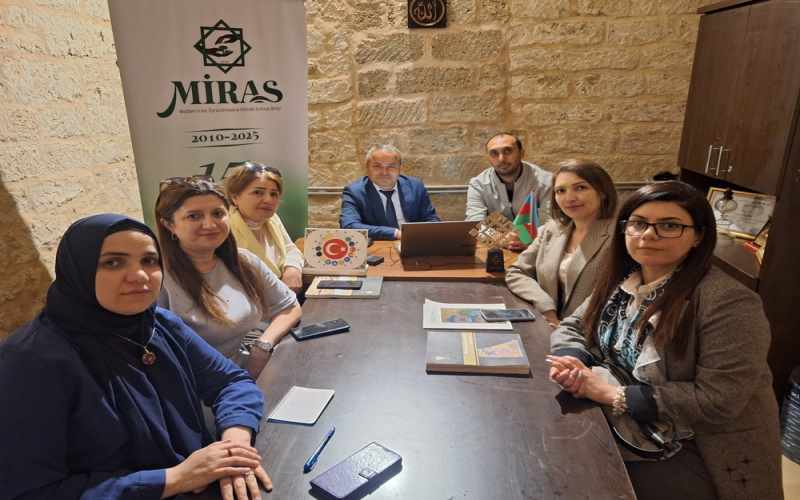 “Mədəni İrs Beynəlxalq Ustad Məktəbinin yaradılması və kursların keçirilməsi” layihəsinin icrasına start verildi - FOTOLAR