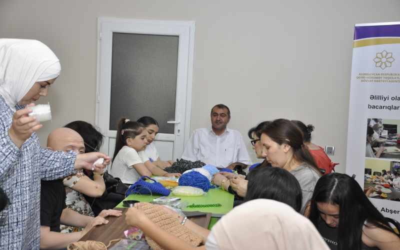 “Əlilliyi olan şəxslərin bacarıqlarının inkişafı” mövzusunda dördüncü təlim uğurla başa çatdı - FOTOLAR