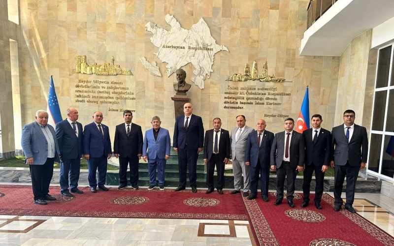 Mediasiya Şurasının nümayəndələri Özbəkistanda Azərbaycan Səfirliyini ziyarət ediblər - FOTOLAR