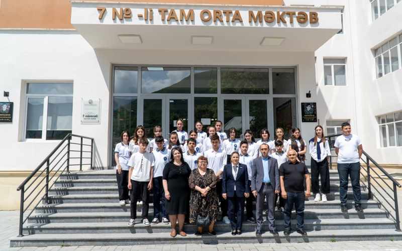 QHT Şəki şəhəri Nizami Gəncəvi adına 7 nömrəli tam orta məktəbində layihəni həyata keçirib - FOTOLAR