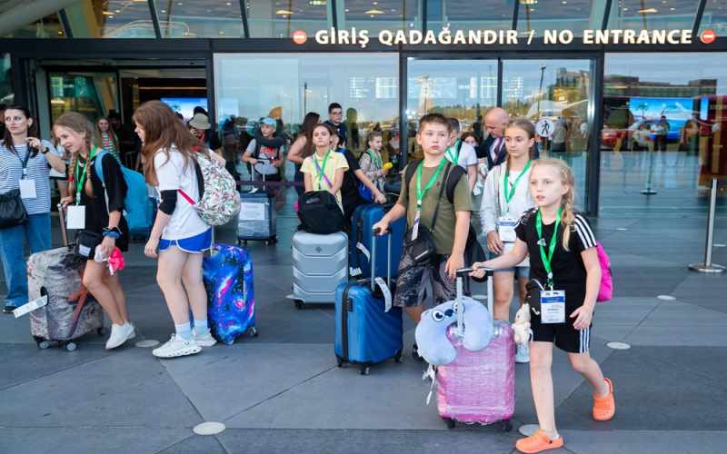 Ukraynadakı müharibədən əziyyət çəkmiş 30 uşaq reabilitasiya xidmətləri ilə təmin edilmək üçün ölkəmizə gətirilib