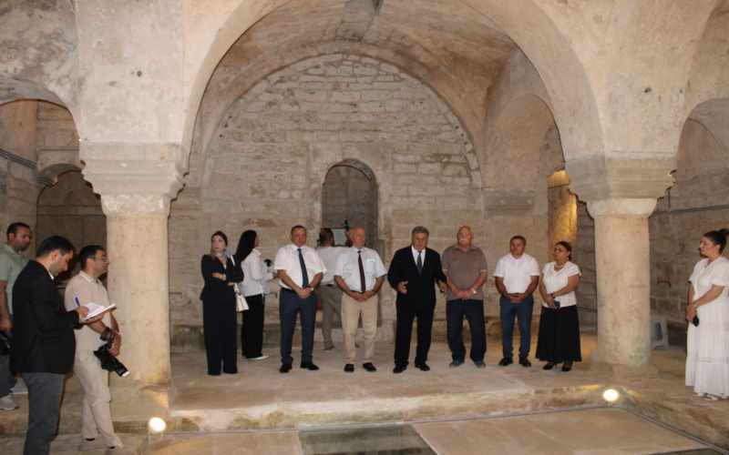 Zərgərpalan hamamında arxeoloji irsin aşkarlanması və konservasiyası ictimaiyyətə təqdim edildi - FOTOLAR