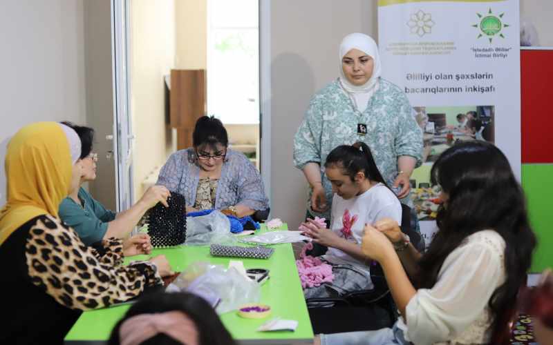 “Əlilliyi olan şəxslərin bacarıqlarının inkişafı” mövzusunda yeddinci təlim uğurla keçirildi - FOTOLAR