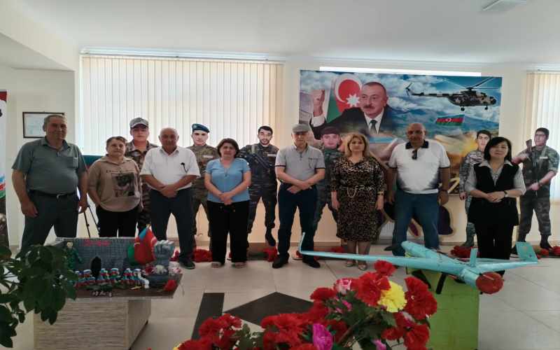 45 ildən sonra sinif yoldaşları bir araya gəldi - QHT sədrinin AÇIQLAMASI / FOTOLAR