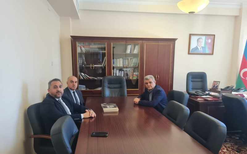 Komitə sədri “İzmir Azərbaycan Cəmiyyəti”nin rəhbərliyi ilə görüşüb