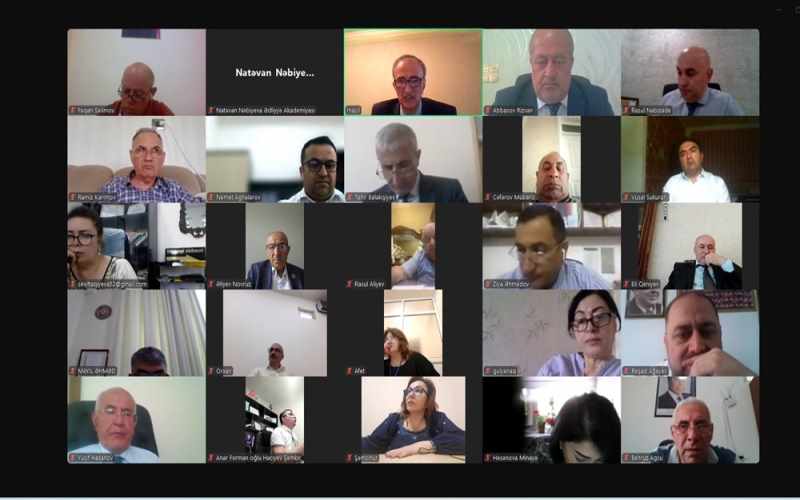 Distant formada mediatorlar üçün təlim xarakterli seminar keçirilib - FOTOLAR