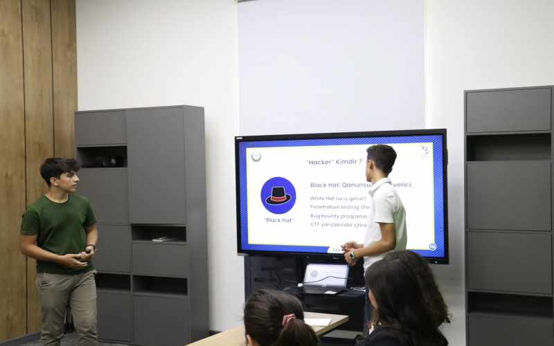 Uşaq Səfirlər Məclisinin Kiber Klubunun ilk görüşü baş tutdu - FOTOLAR