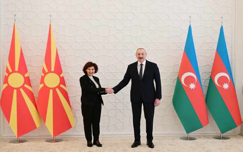 Şimali Makedoniya Prezidenti Qordana Silyanovska-Davkovanın rəsmi qarşılanma mərasimi olub
