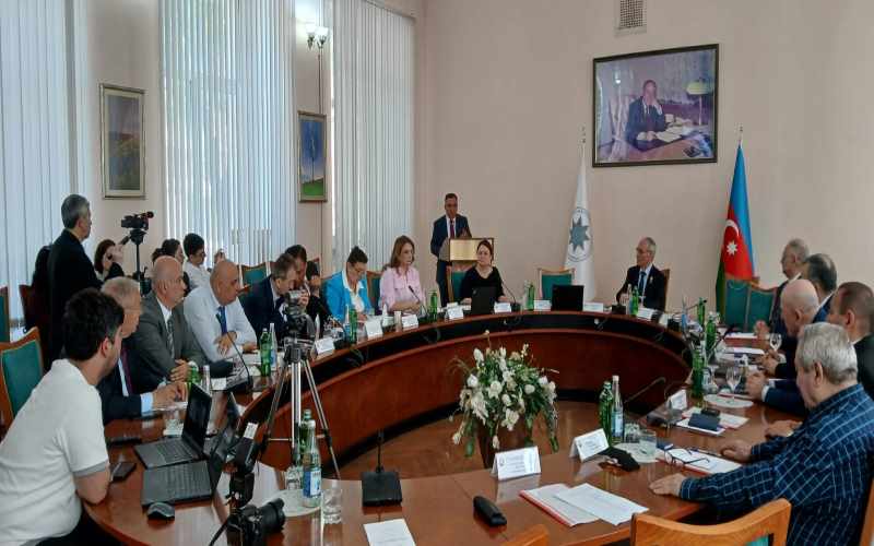 QHT sədri dissertasiyasını müdafiə edib - FOTOLAR