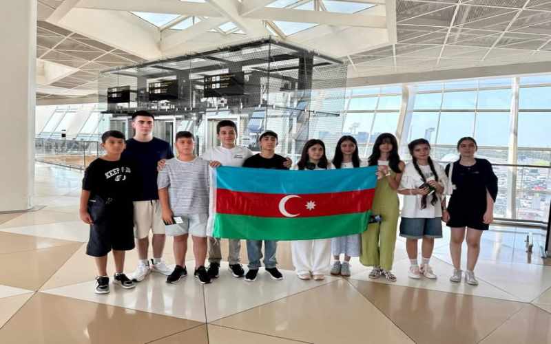 Şəhid övladları Moldovaya yola düşdü