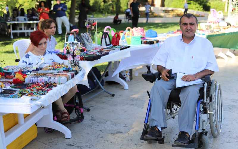 “Əlilliyi olan şəxslərin bacarıqlarının inkişafı” adlı layihə çərçivəsində növbəti son  tədbir - FOTOLAR