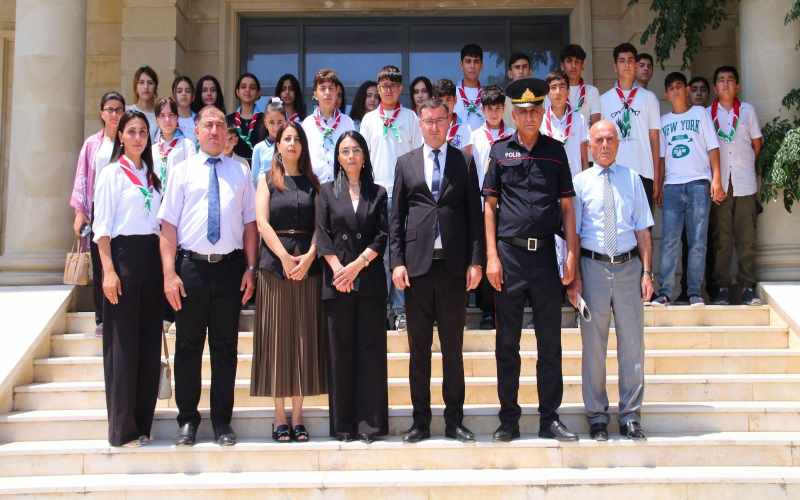“Uşaqların zərərli informasiyadan qorunması” adlı maarifləndirici tədbir keçirilib - FOTOLAR