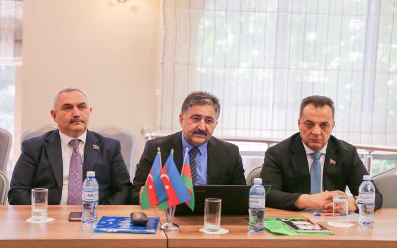 QHT “Qərbi Azərbaycana Qayıdış Konsepsiyasının təşviqi” layihəsi çərçivəsində yekun konfrans keçirib - FOTOLAR